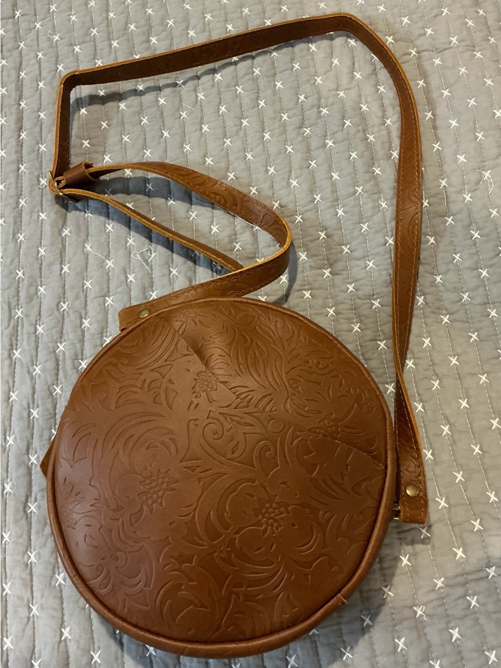 Portland Leather Circle Crossbody Bag 
Large - Meadow